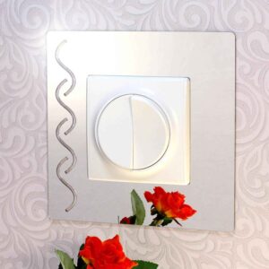 Дзеркальний декор рамка під вимикач №15